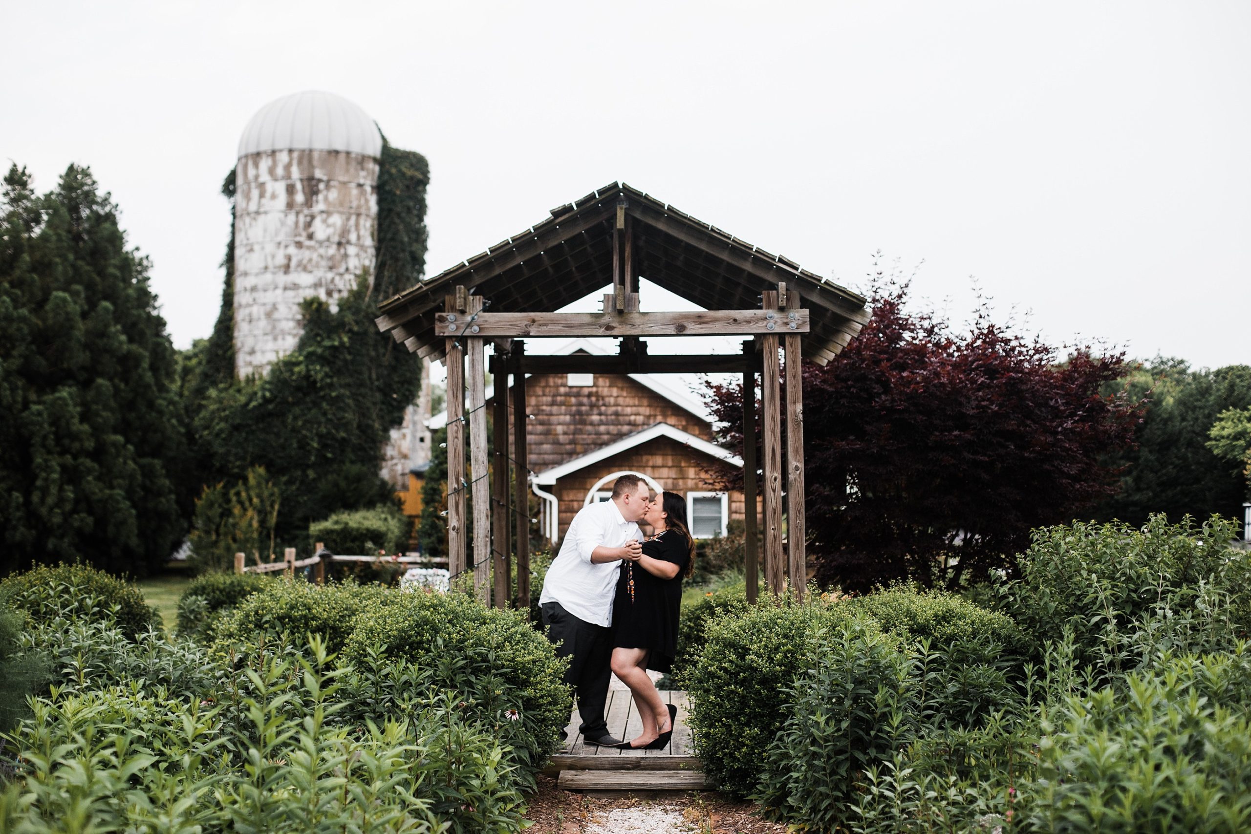  Lavender Fields at Warrington Manor engagement session 