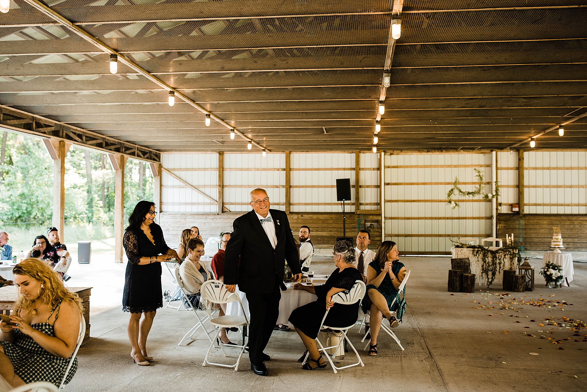 sam yoder farm wedding