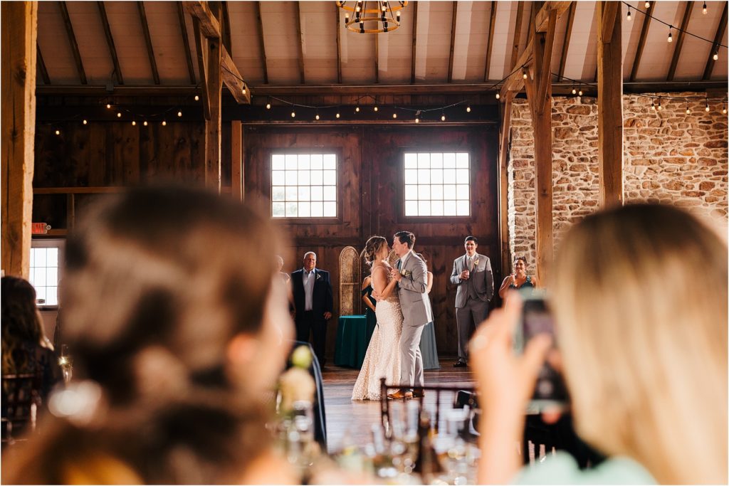 the barn at stoneybrooke wedding