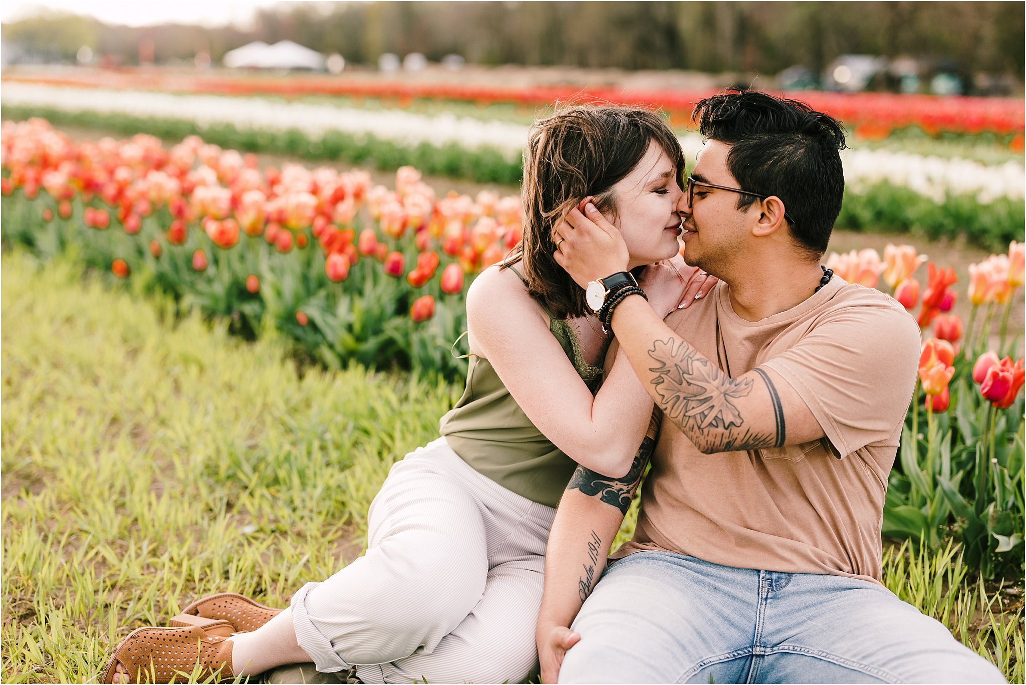 tulip field couples photos
