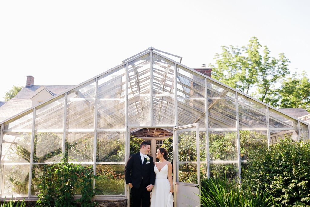 greenhouse wedding photos